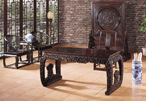 红木材料与文化的重量