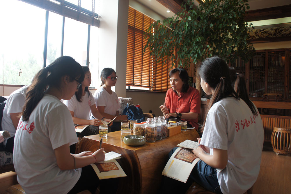 浙江理工大学法政学院暑期实践团访黄小明大师通讯稿及照片4