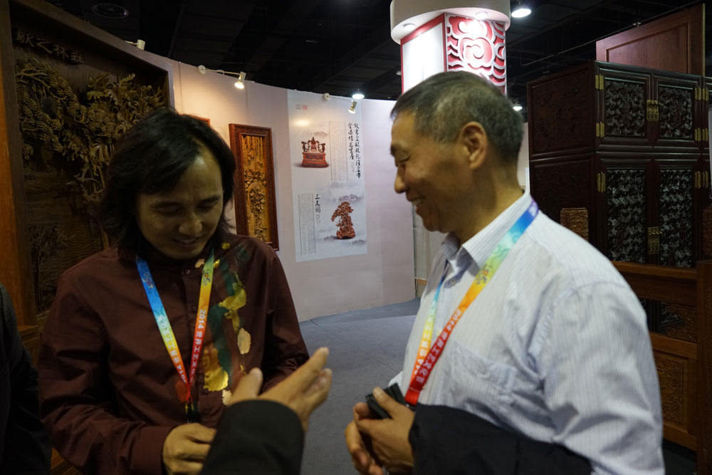 黄小明木雕展馆精彩亮相2014世界工艺文化节13